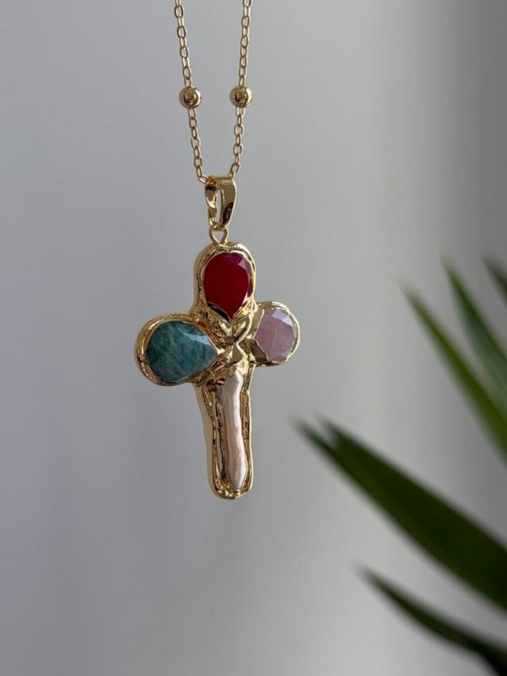 Sku0043 Necklace gold chain pendant cross natural white pearl blue pink red - Picture 3 of 4
